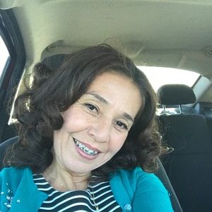 Meet your Posher, Yvette